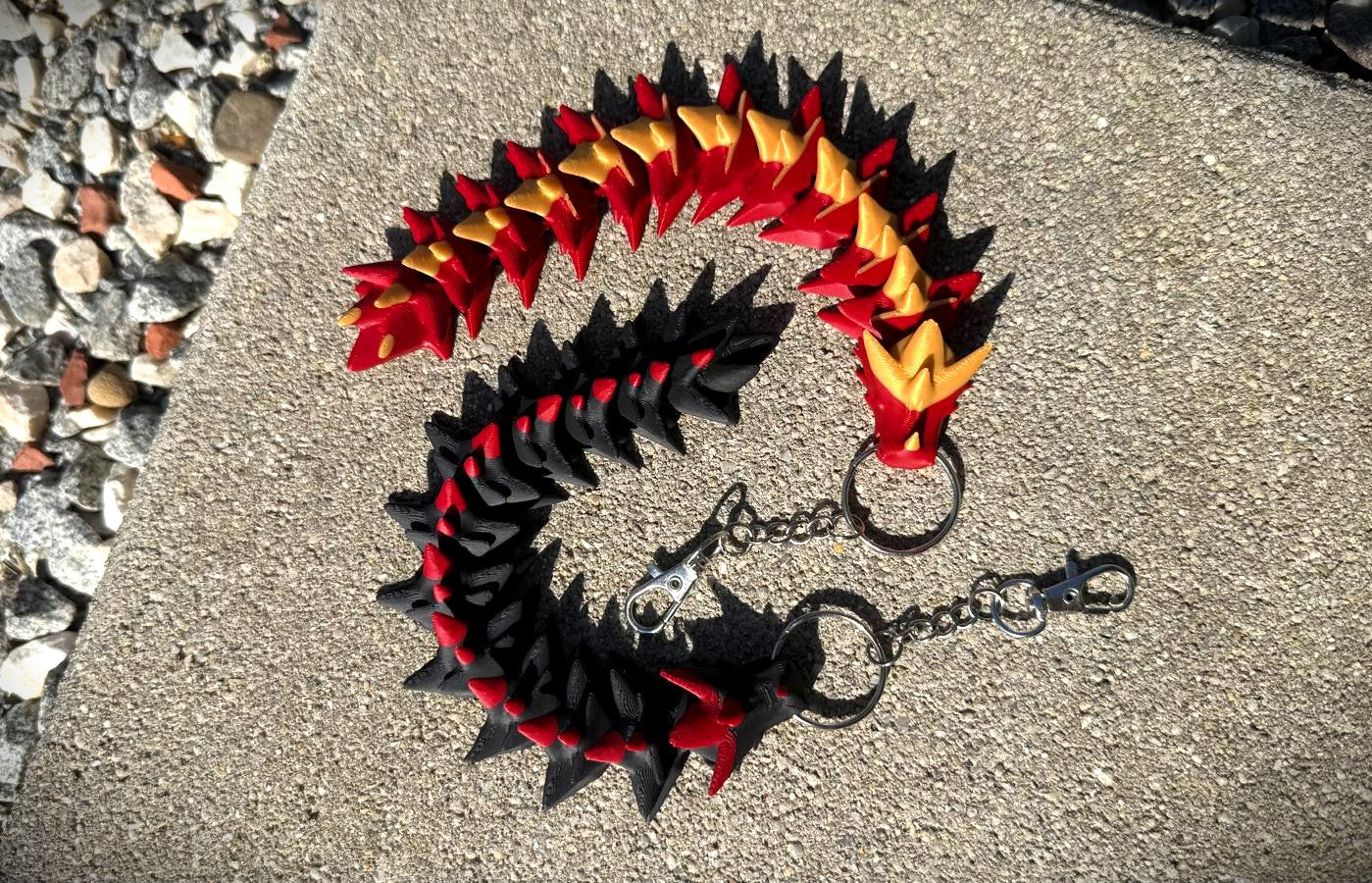 Schlüsselanhänger Gelenkiger Drache