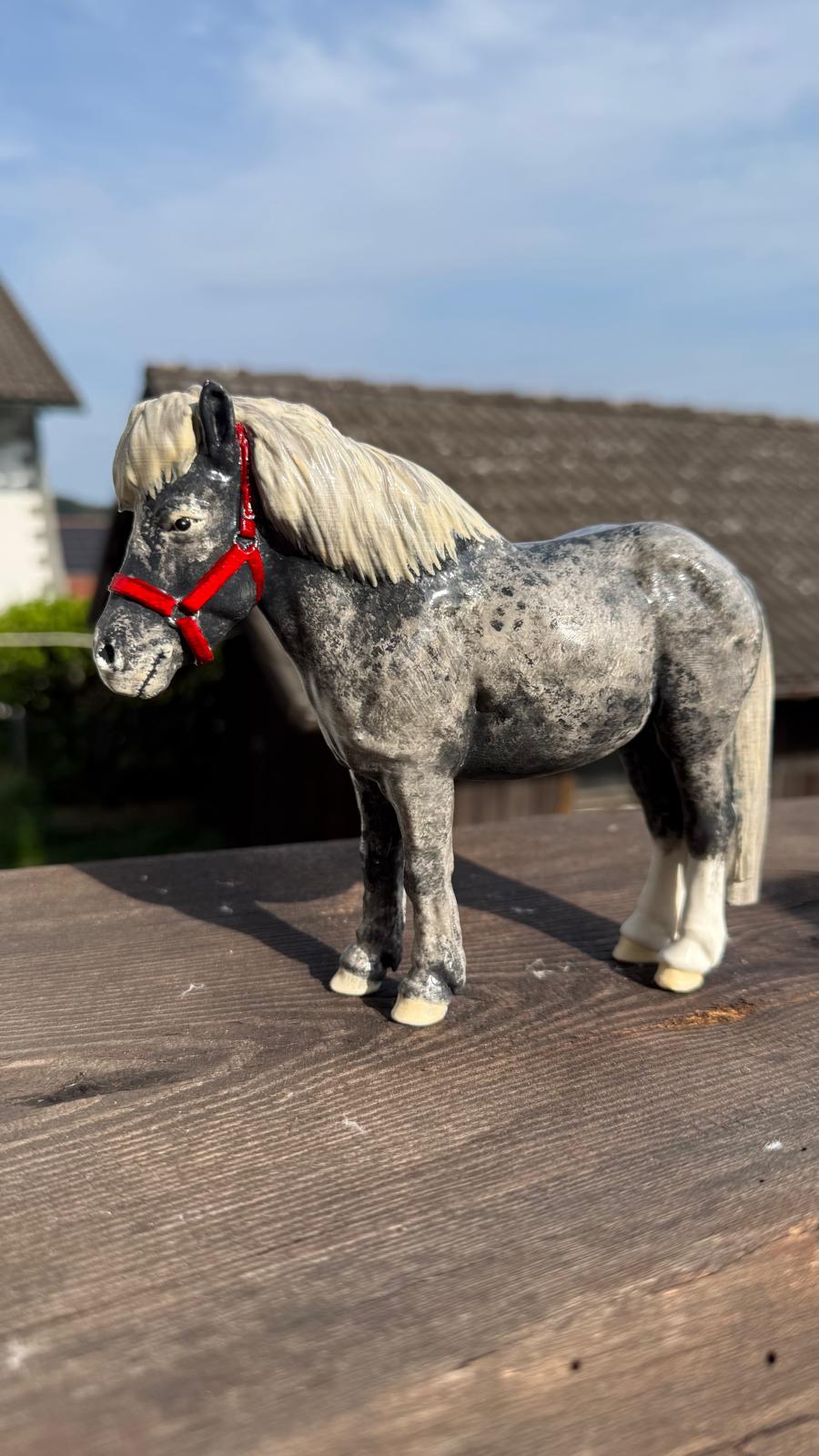 Pferdefigur personalisiert – Handbemalte Skulptur nach deinem Foto | 3D-Druck | Unikat