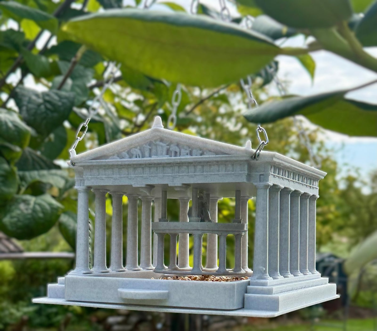 Handgefertigte Parthenon-Vogelfutterstation – außergewöhnliches Vogelfutterhaus im Stil der Akropolis