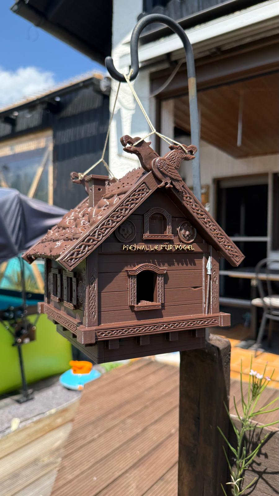 Vogelhaus Wikinger, Valhalla Vogelhaus, Methalle Vögel, 3D Druck Vogelhaus, Wetterfestes Futterhaus, Lustiges Vogelhaus, Geschenk für Garten, Wikinger Deko, Odin Raben, Vogelfutterstation, Kreatives Vogelhaus, Nerd Garten Deko, PETG Vogelhaus