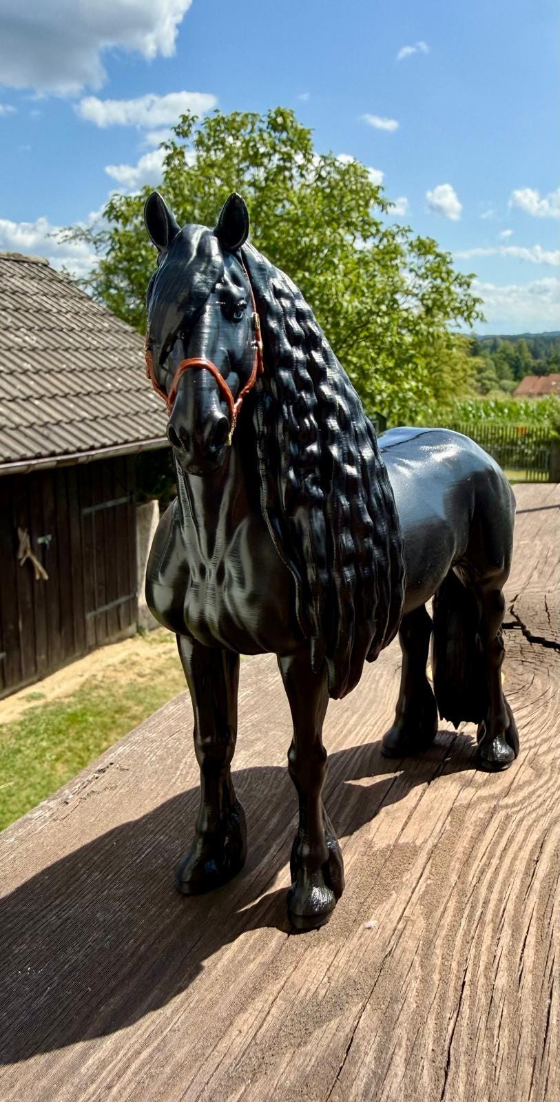 Friesenhengst Figur 18,5cm – 3D Druck PLA Handbemalt | Edle Deko Pferdestatue & Geschenk für Pferdeliebhaber | Detailliertes Modell Friese