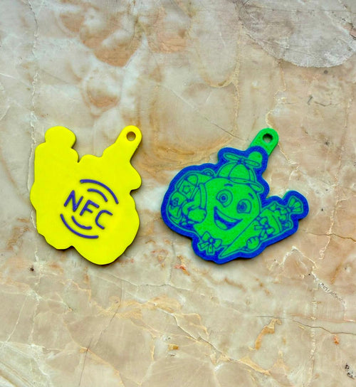 NFC Anhänger Schulanfang Glücksbringer Schulkind | Notfallkontakt Anhänger Schulranzen personalisiert | Einschulung Geschenk Junge Mädchen